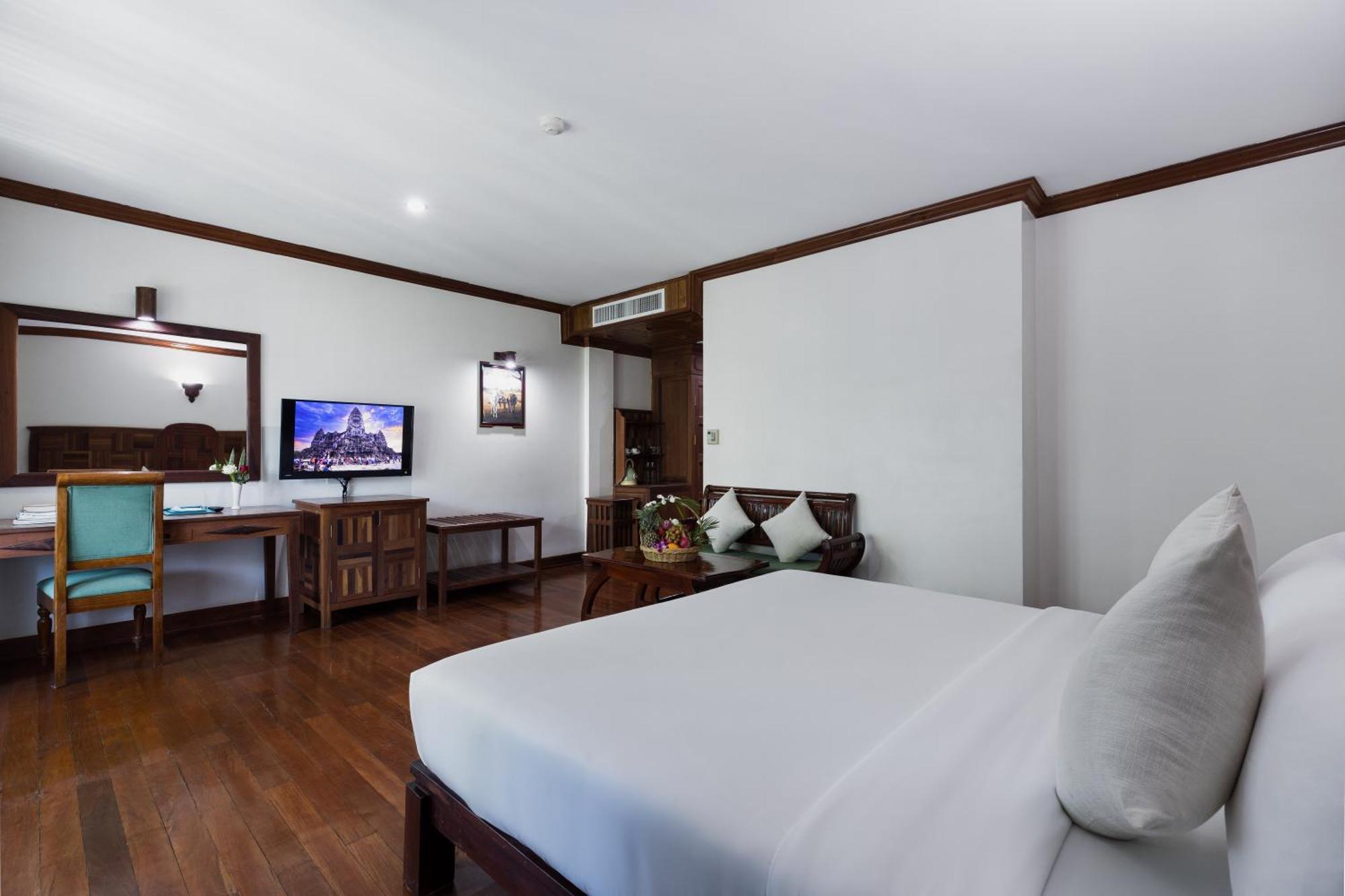 Pierre Hotel Siem Reap Zewnętrze zdjęcie