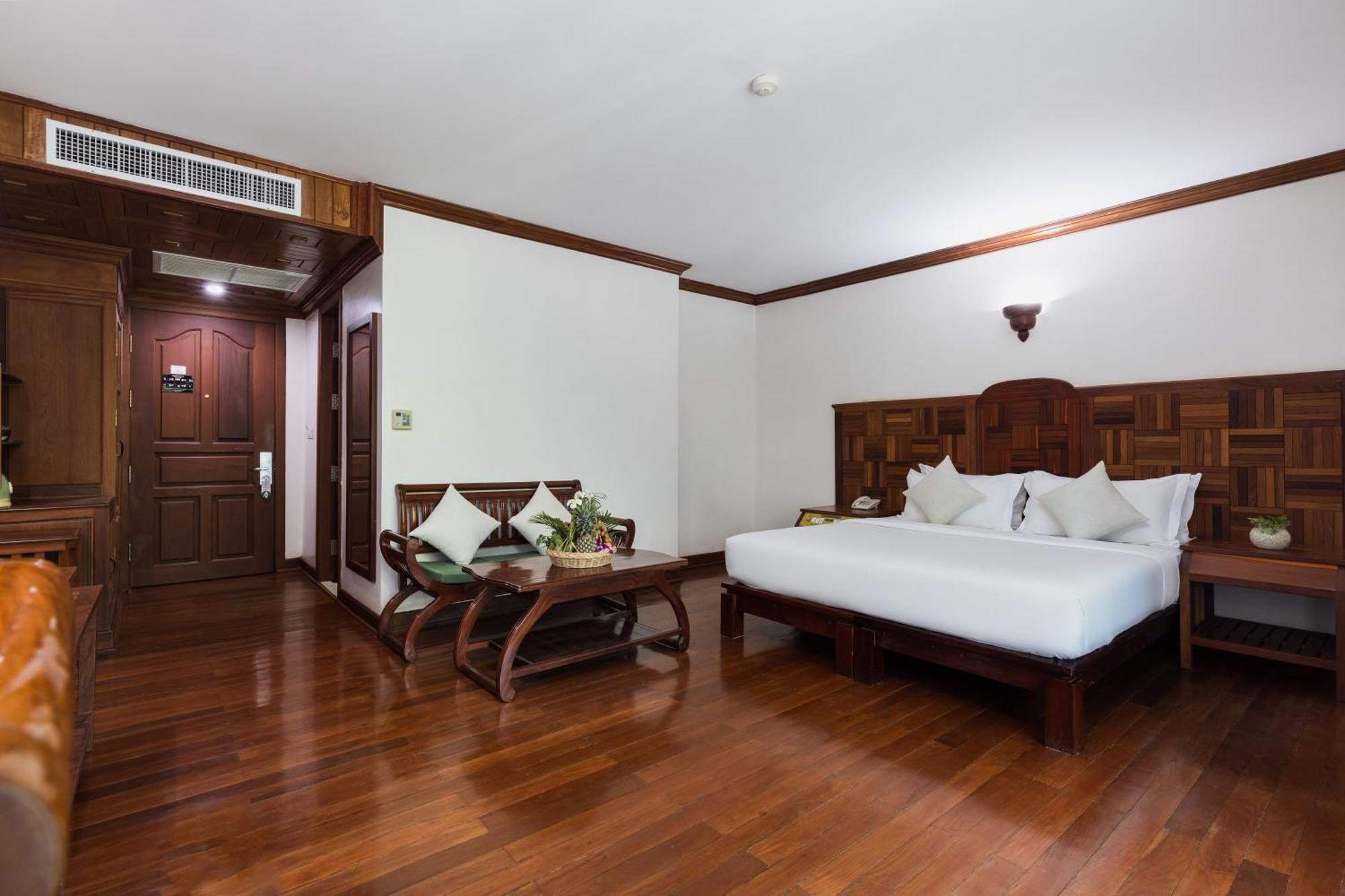 Pierre Hotel Siem Reap Zewnętrze zdjęcie