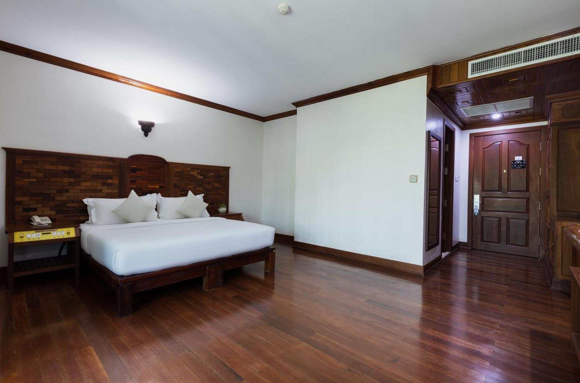 Pierre Hotel Siem Reap Zewnętrze zdjęcie